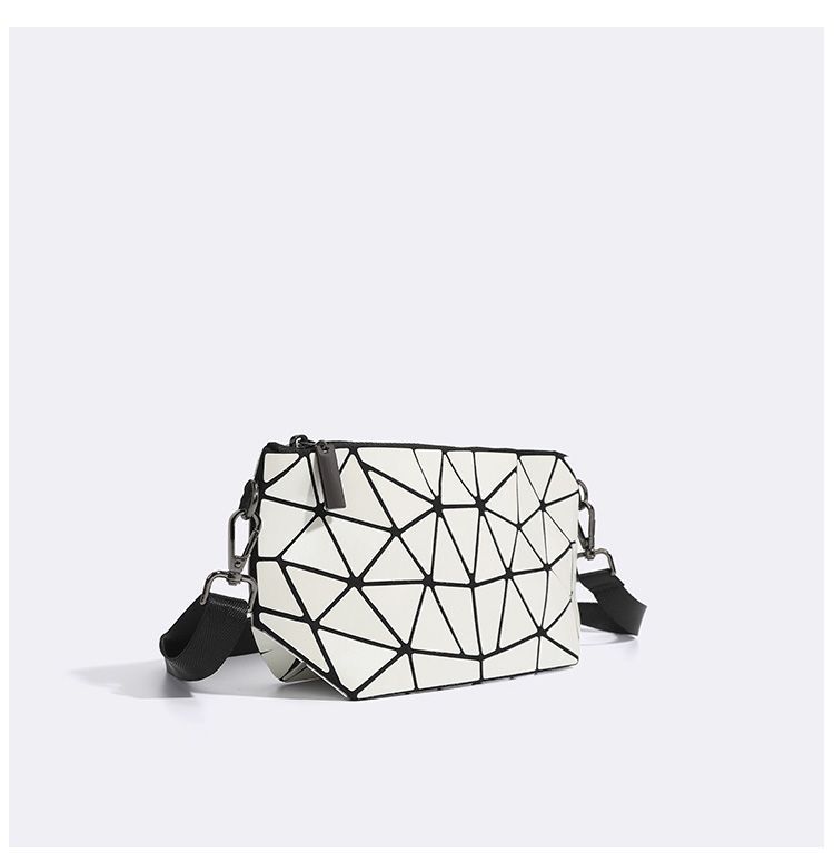 CHARHP&KEJNT Borsa a tracolla geometrica laser alla moda piccola da donna 2024 con catena_voghion.com