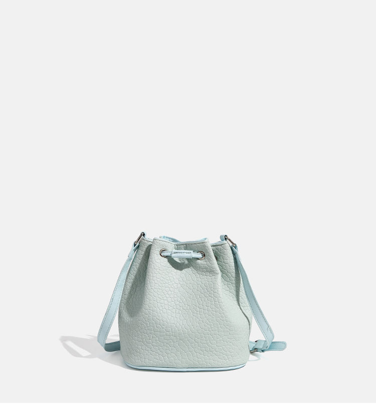 CHARHP&KEJNT Versatile Bucket Simple and Fresh Commuter Drawstring Single Shoulder Crossbody Bag_voghion.com