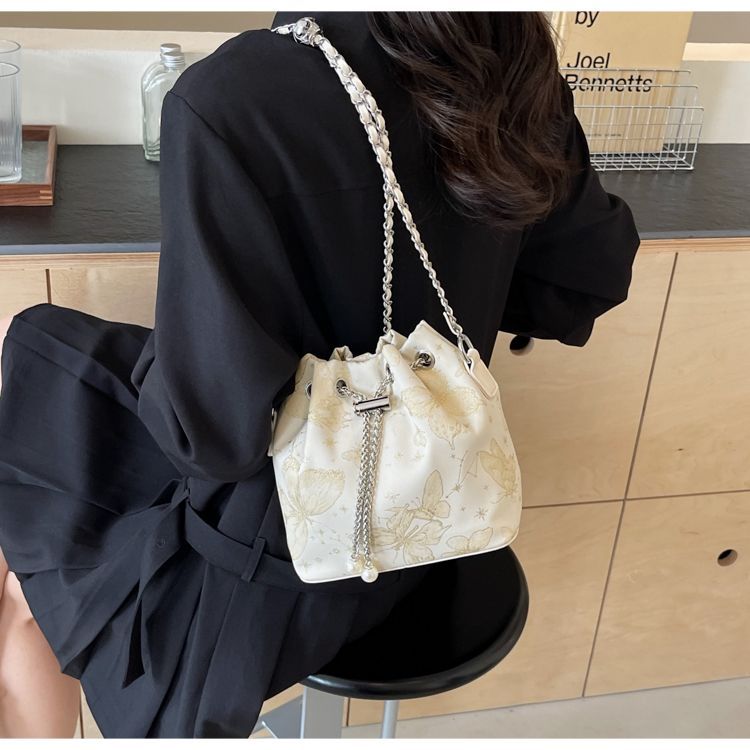 Νέα μικρή κεντημένη καλοκαιρινή τσάντα κινέζικου στυλ για γυναίκες το 2024, νέα μοντέρνα τσάντα bucket, υψηλής ποιότητας με έναν ώμο_voghion.com