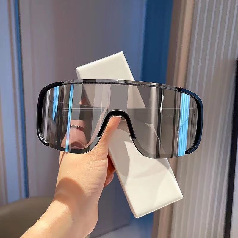 Cyberpunk Oversized Frame Outdoor Cycling Mountaineering Skiing Windproof Goggles UV Protection Sunglasses For Men And_voghion.com