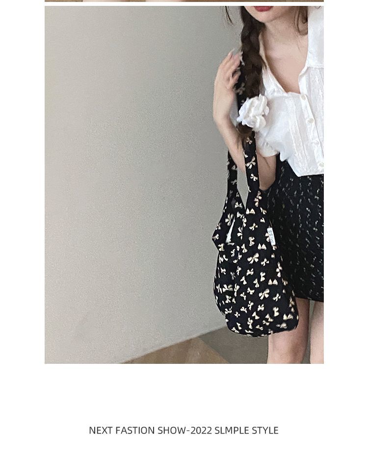 Borsa a secchiello grande capiente in tela floreale dello stesso stile di Zhang Ruonan per l'estate 2024, nuova tote coreana alla moda da donna_voghion.com