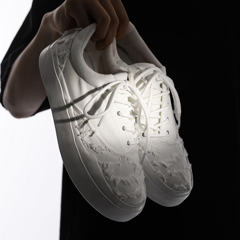 White Sneakers, Personalized Couple's Skate Men's Breathable Casual Versatile Canvas Low-top Skateboard Shoes, Niche_voghion.com
