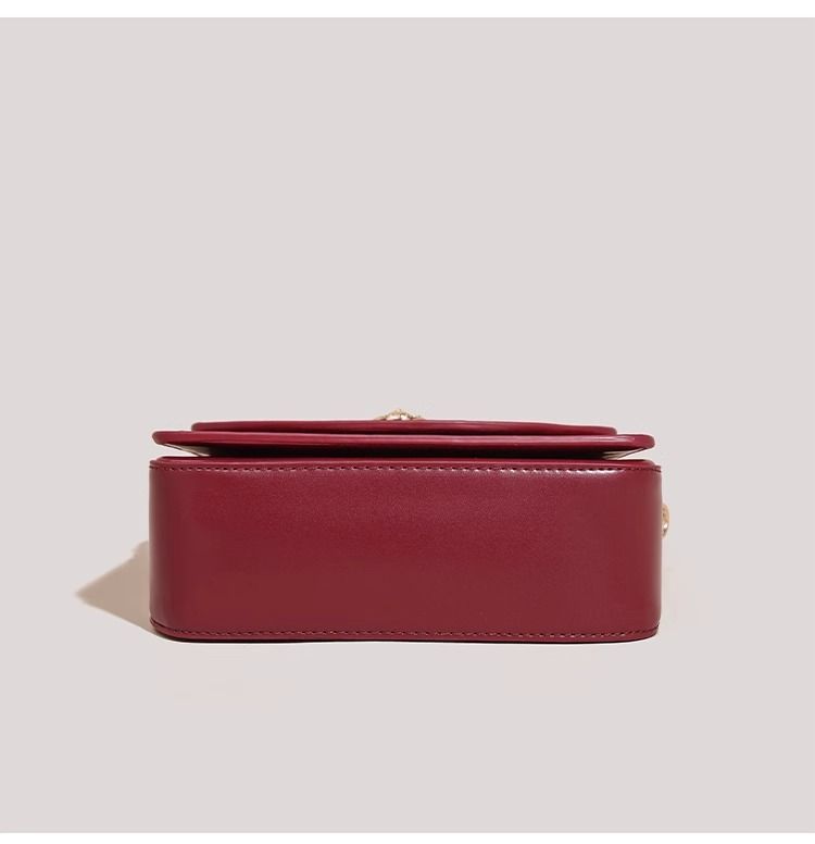 Bride wedding red niche, high-end feeling light luxury 2024 new single shoulder crossbody women's bag, underarm bag_voghion.com