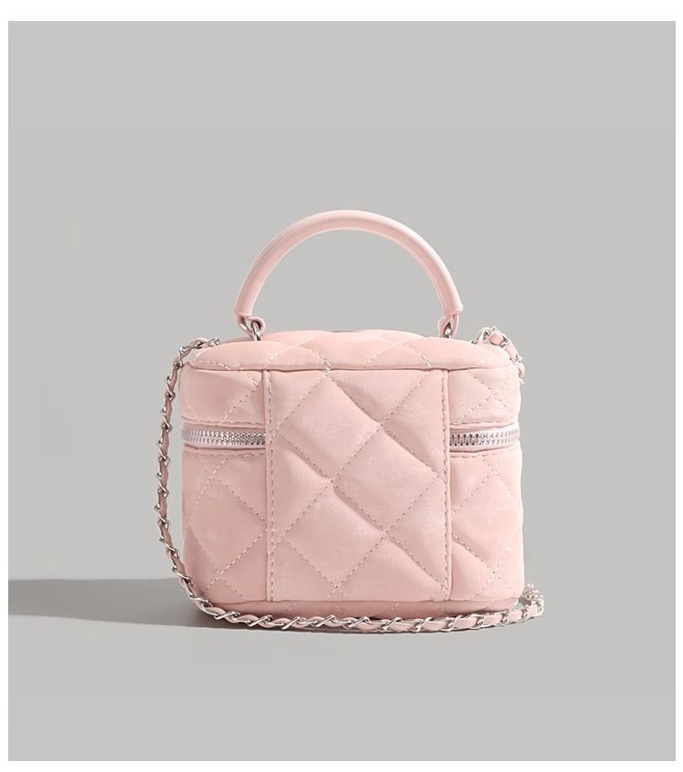 UR Camellia Ling Grid Chain pour femmes 2024 Nouvelle mode Sac à bandoulière simple polyvalent avec boîte à main_voghion.com