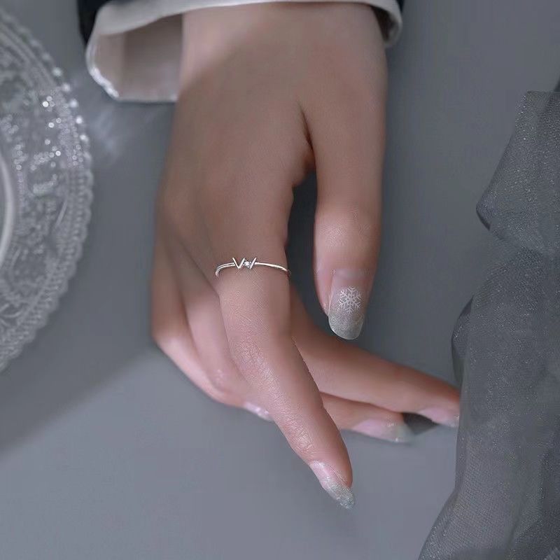 Anello in argento con lettera W per donna, design di nicchia, stile Ins, minimalista, sensazione di alta qualità, anello aperto per indice, lusso leggero_voghion.com