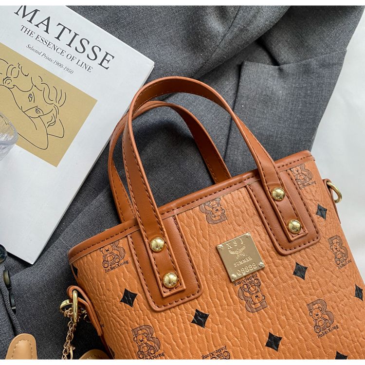 Borsa a secchiello donna alla moda con tracolla e manico_voghion.com