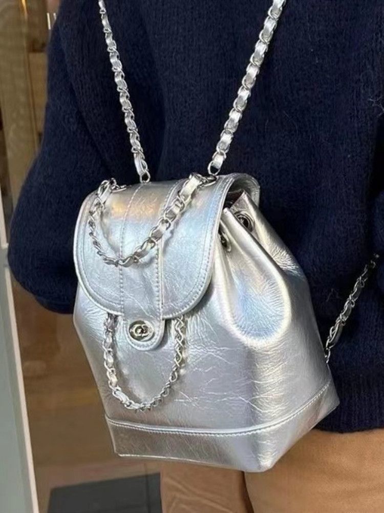 Kardinalrote koreanische Nischenduft-Kettentasche, kleiner Damenrucksack, Rucksack_voghion.com