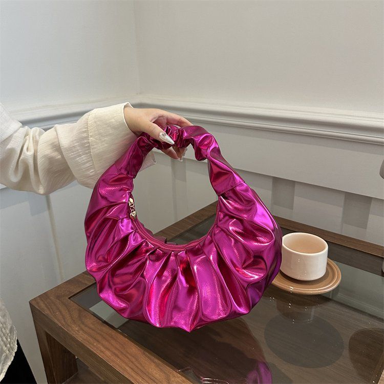 Women's Pleated Metallic Pu Cloud Clutch Fashionable Handbag_voghion.com