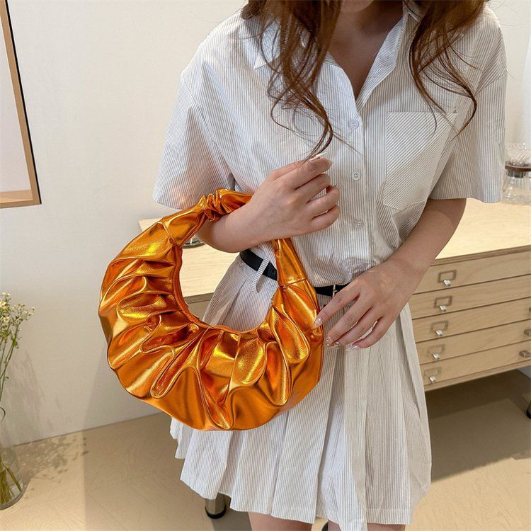 Women's Pleated Metallic Pu Cloud Clutch Fashionable Handbag_voghion.com