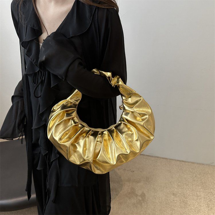 Women's Pleated Metallic Pu Cloud Clutch Fashionable Handbag_voghion.com