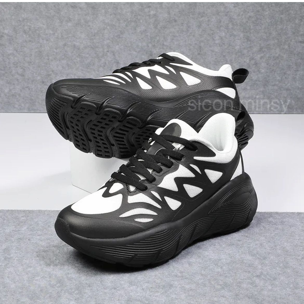 【 Hot Selling In Store 】 Ultra Light Comfortable With Shock Absorption, Rebound, Wear Resistance, Lightweight Outdoor_voghion.com