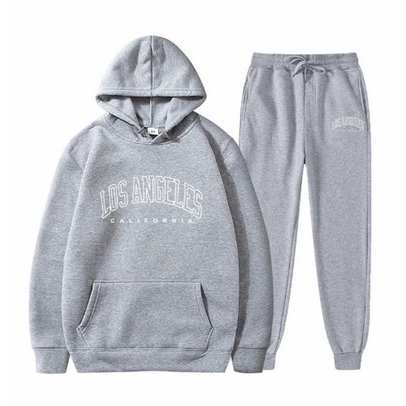 Conjunto de sudadera con capucha y pantalón hombre primavera_voghion.com
