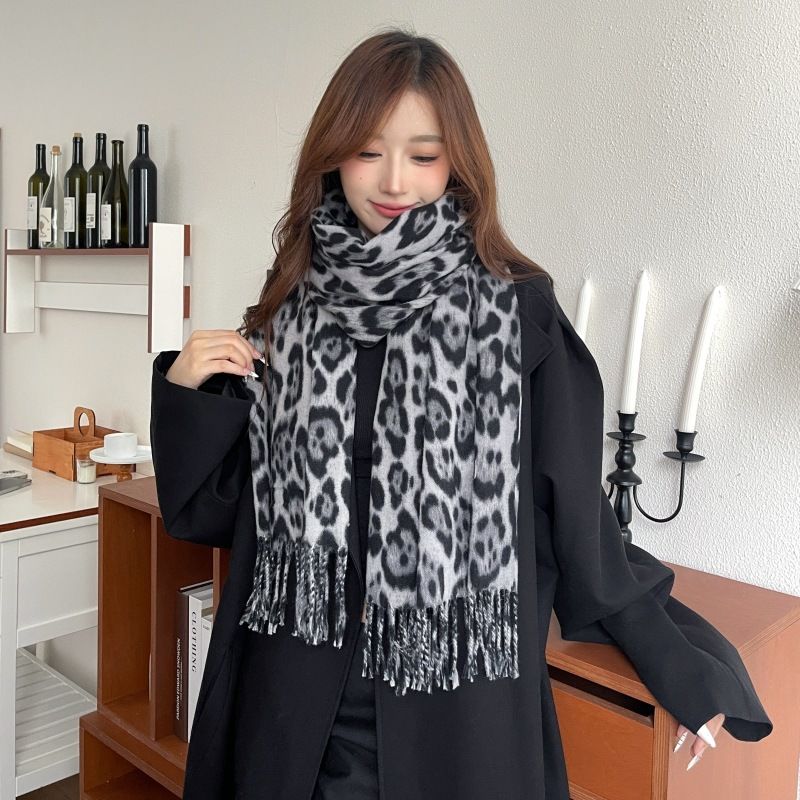 Šál 2024, ktorý vás zahreje v zime, na jeseň a v zime, nový retro všestranný leopardí šál so strapcami a zahusteným šálom Spice Girl_voghion.com