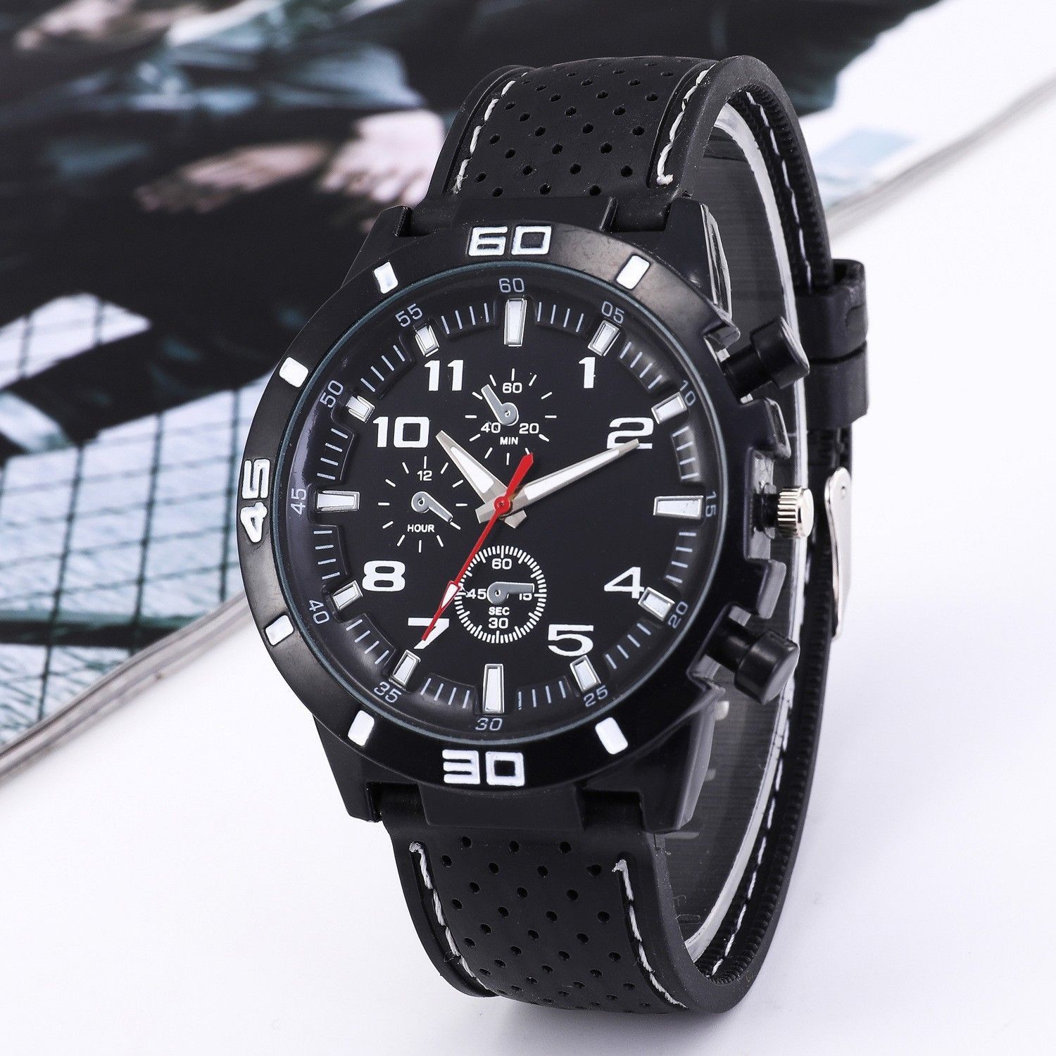 Fashionable Foreign Trade Quartz Watch With Stitched Design, Analog Casual Fashion One-piece Drop-shipping Men's Watch,_voghion.com