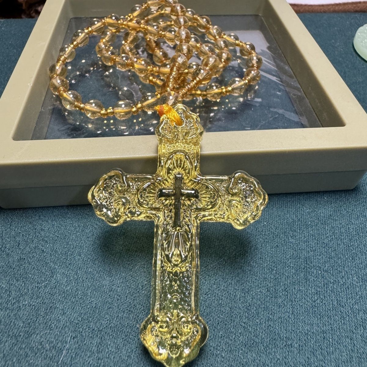 Jade Cross Pendant Necklace, Elegant Sweater Chain For Autumn_voghion.com