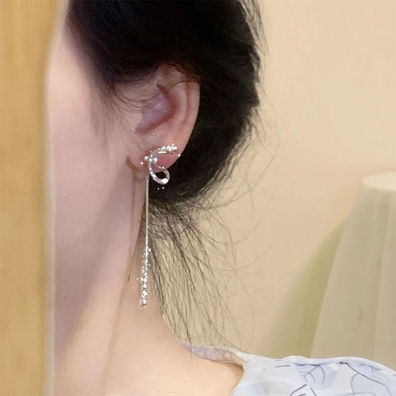 Long Bridal Drop Earrings With French Bow And Silver Tassels_voghion.com