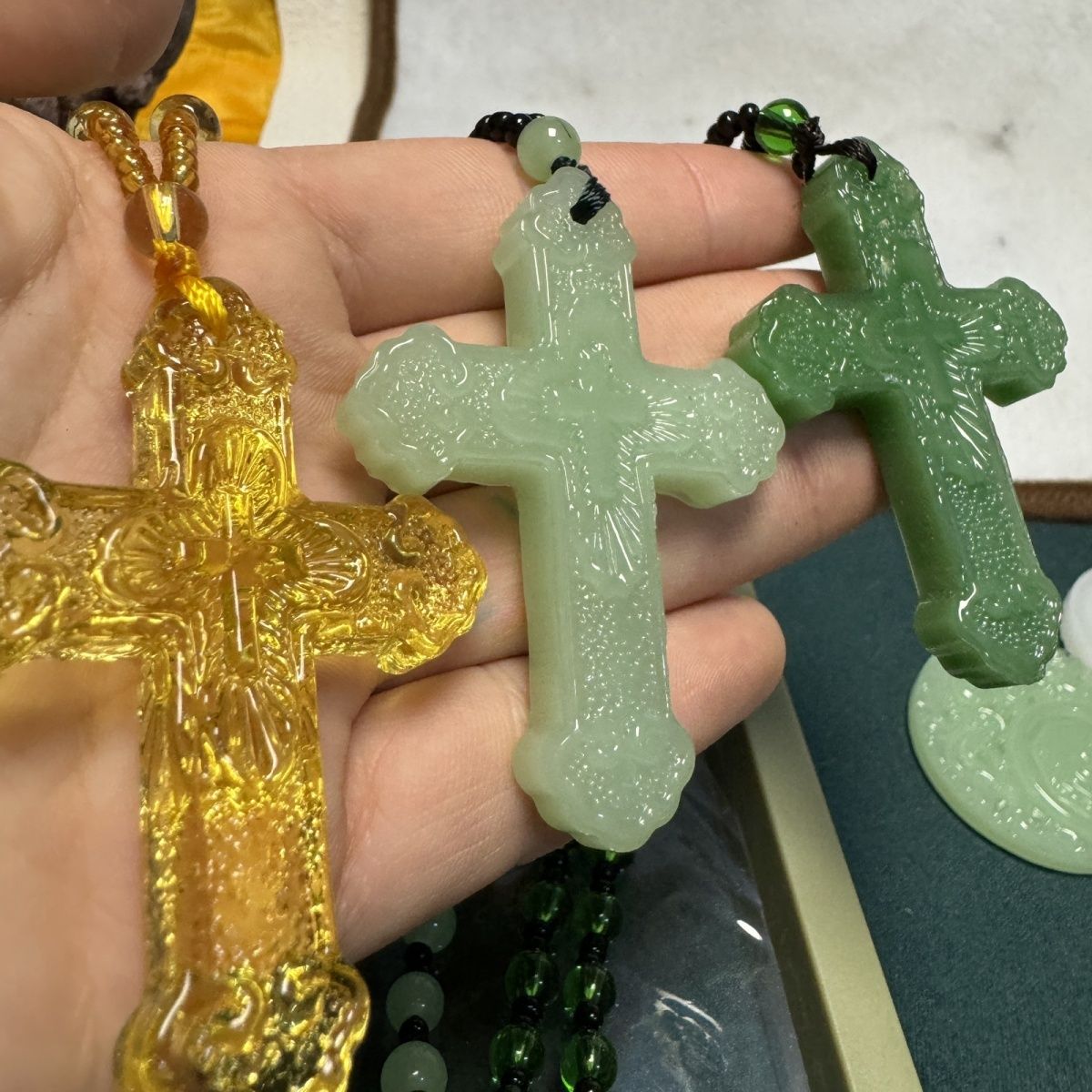 Jade Cross Pendant Necklace, Elegant Sweater Chain For Autumn_voghion.com