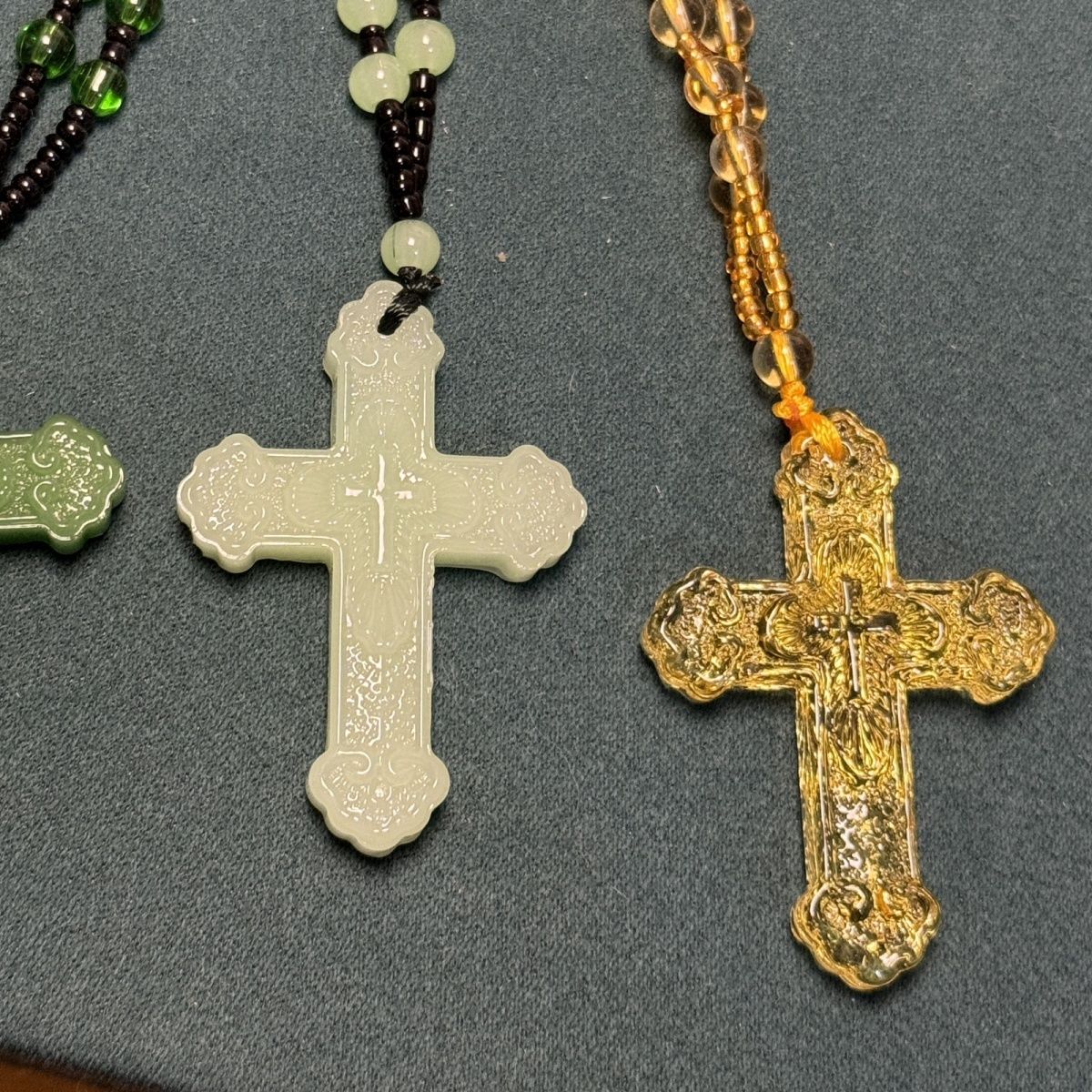 Jade Cross Pendant Necklace, Elegant Sweater Chain For Autumn_voghion.com