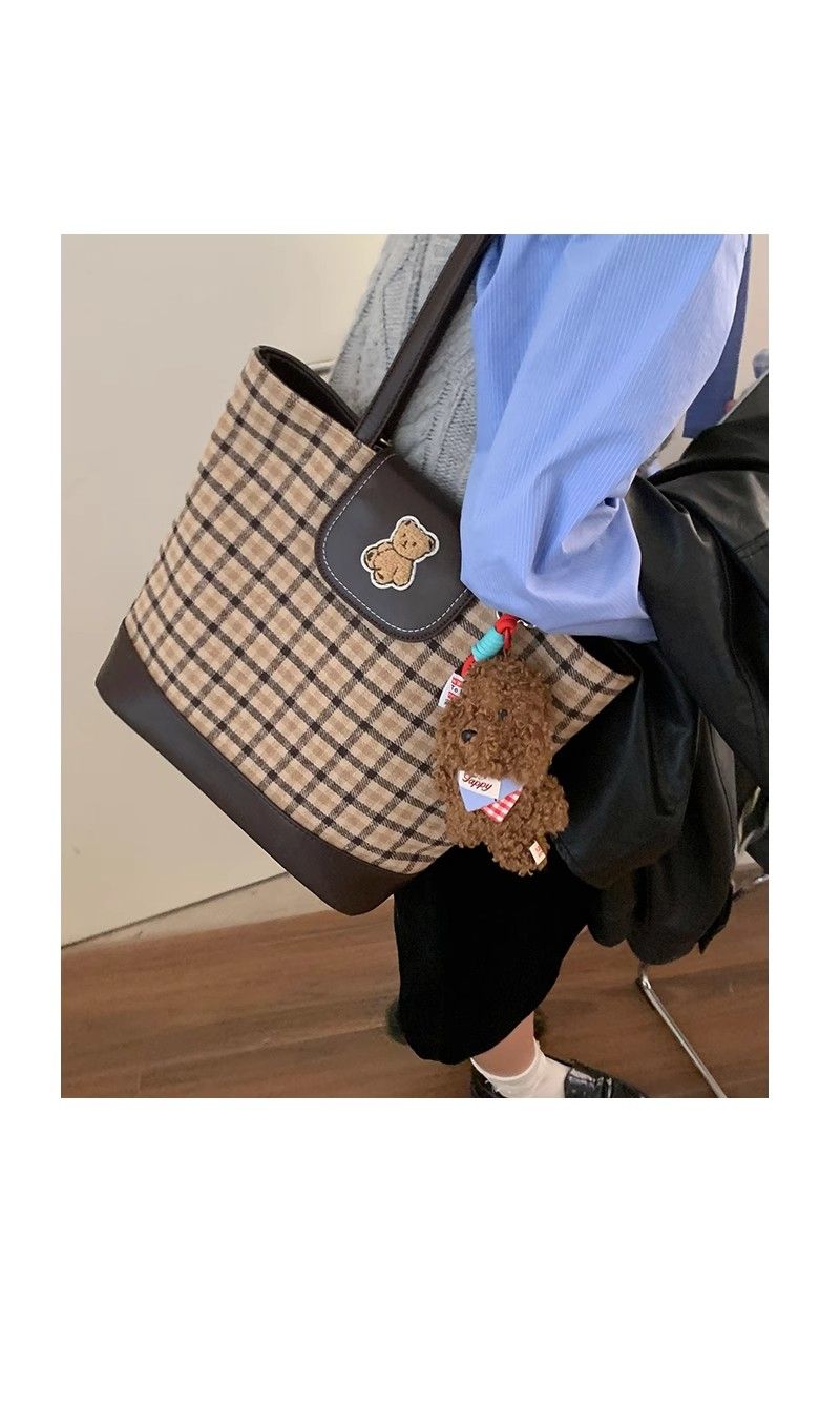 FOUR ONE karierte Teddybärtasche mit mehreren Wassereimertaschen, modisch und vielseitig, Nischendesign, Einzelschulter_voghion.com