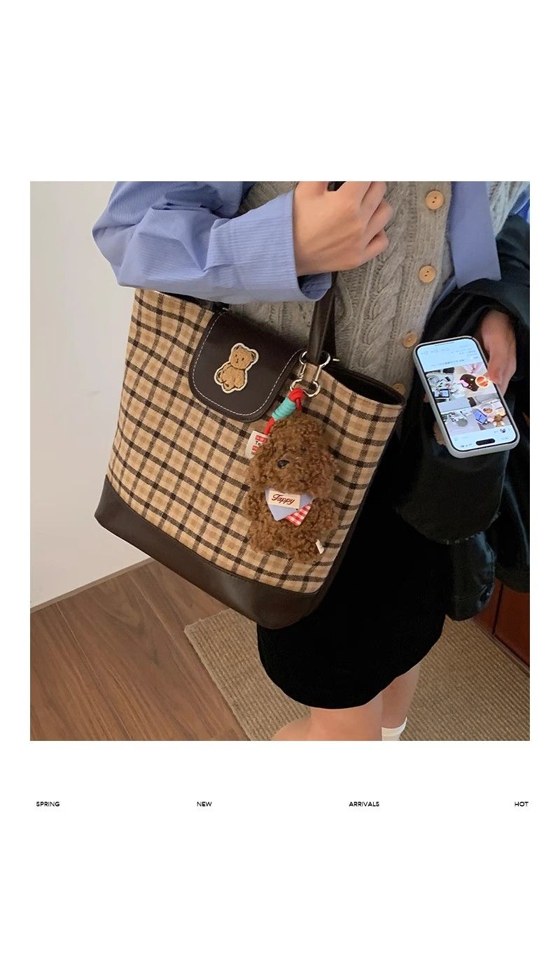 FOUR ONE karierte Teddybärtasche mit mehreren Wassereimertaschen, modisch und vielseitig, Nischendesign, Einzelschulter_voghion.com