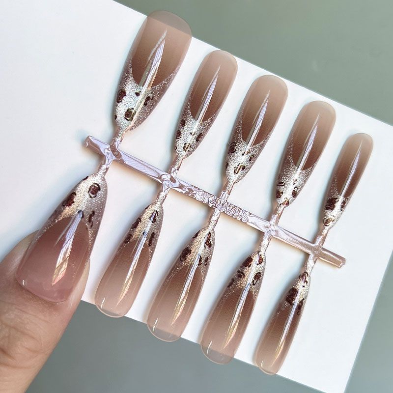 Manucure française léopard dégradée, stickers œil de chat, faux ongles détachables, finition blanchissante haut de gamme_voghion.com
