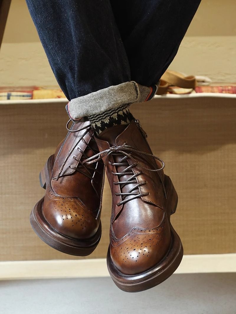Thick-soled work boots British style hot Martin boots men's carved brick round-toe motorcycle boots men's high-top leather shoes