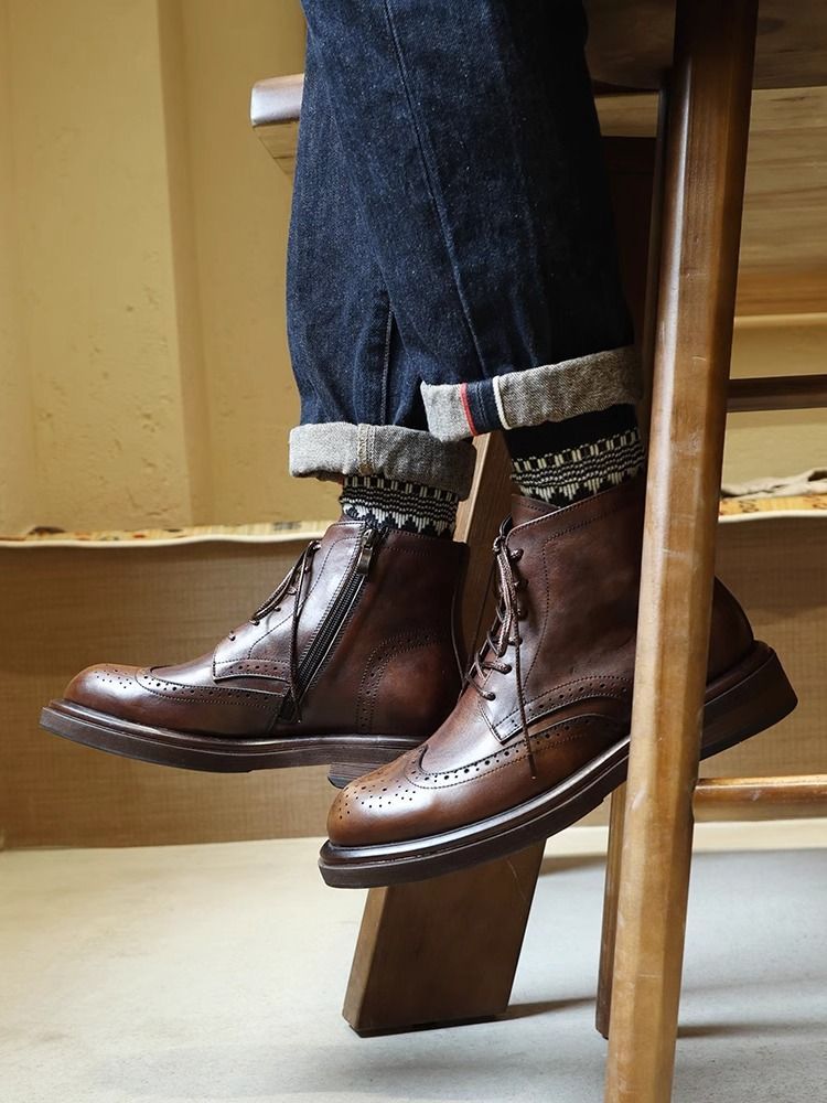 Thick-soled work boots British style hot Martin boots men's carved brick round-toe motorcycle boots men's high-top leather shoes