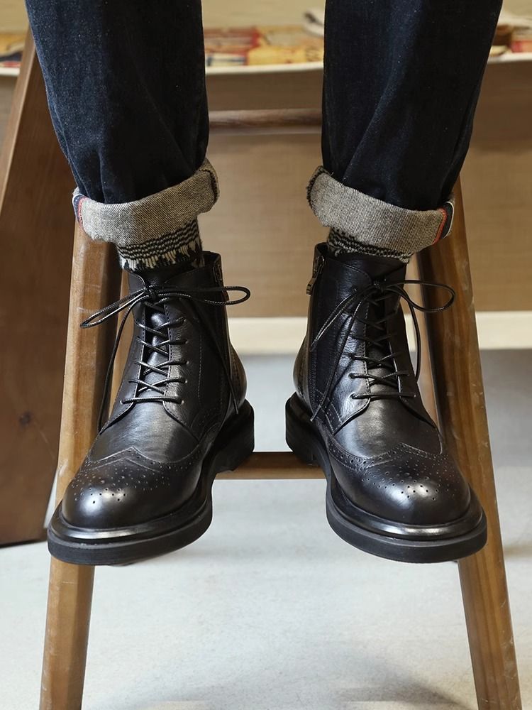 Thick-soled work boots British style hot Martin boots men's carved brick round-toe motorcycle boots men's high-top leather shoes