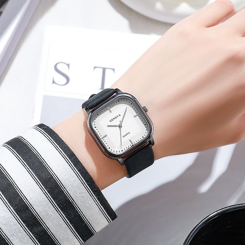 Men's Quartz Watch With Leather Strap Simple Elegant Design_voghion.com