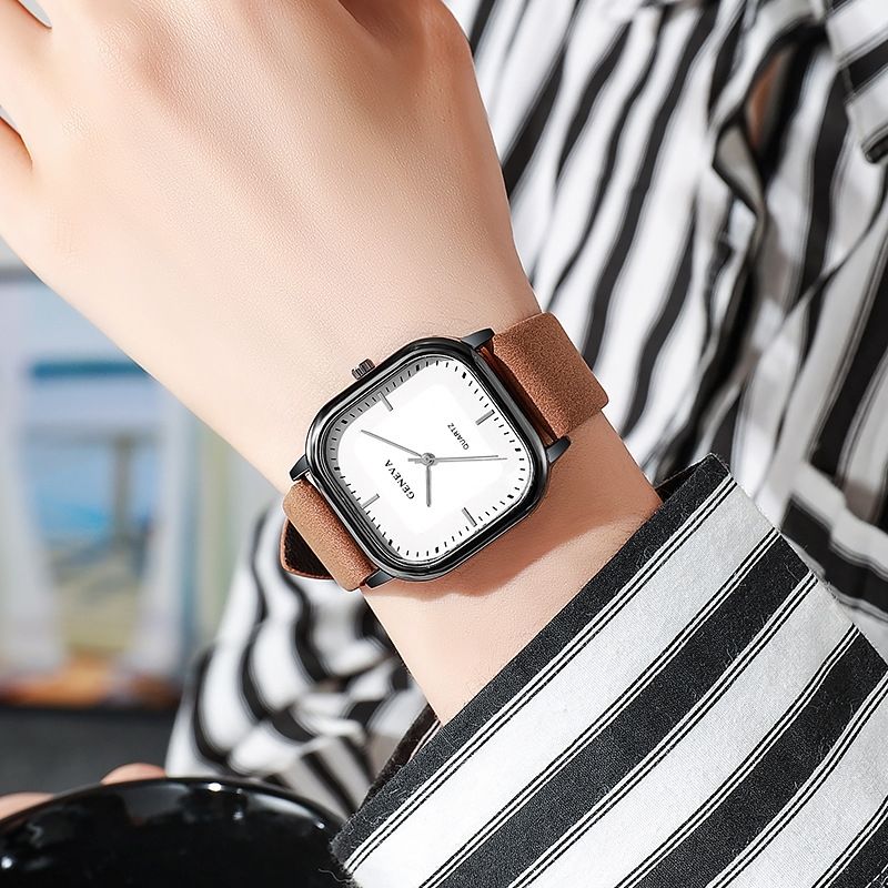Men's Quartz Watch With Leather Strap Simple Elegant Design_voghion.com