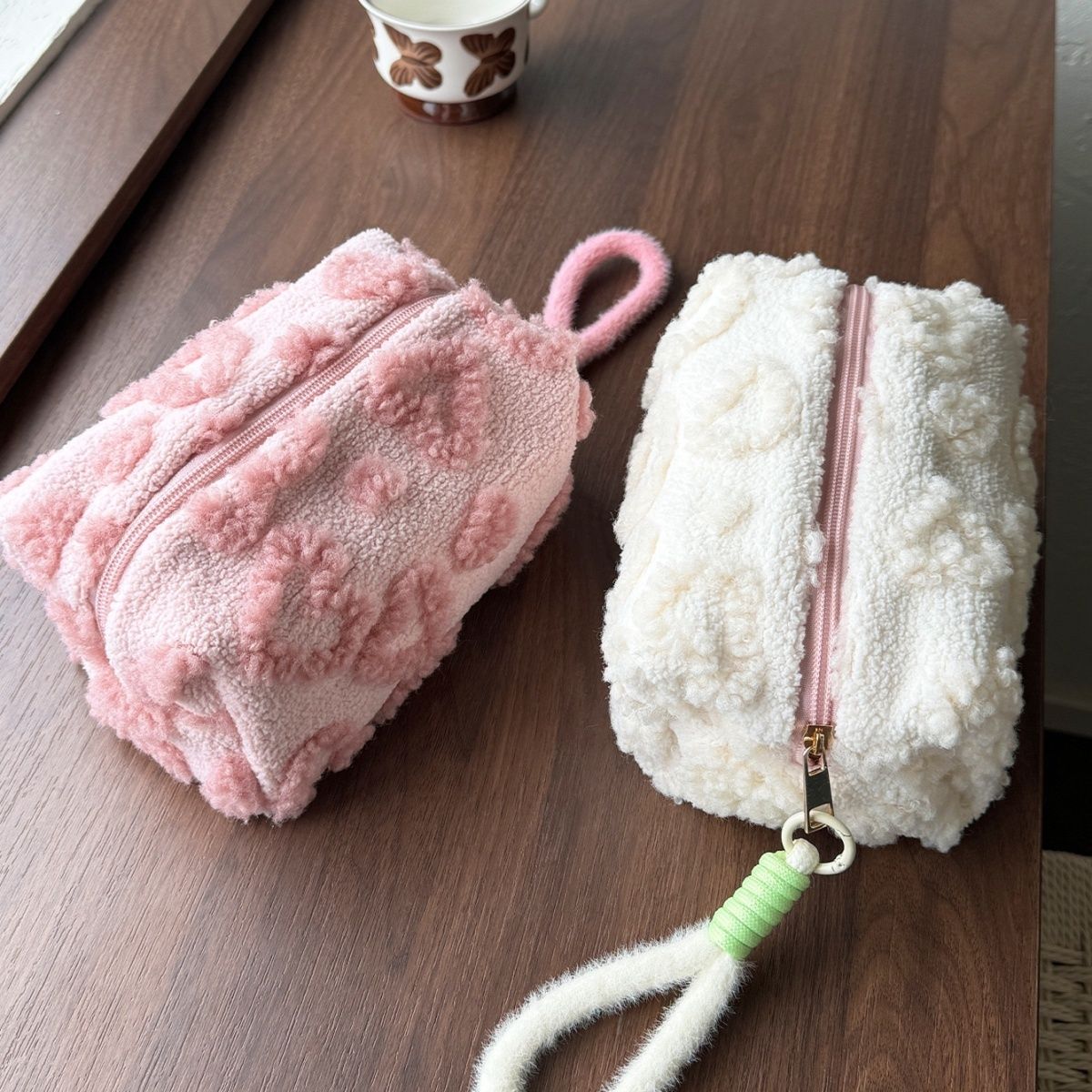 Piccola borsa portaoggetti in stile Polaroid, graziosa ed elegante, trousse portatile in peluche per il trucco, ideale per i viaggi._voghion.com