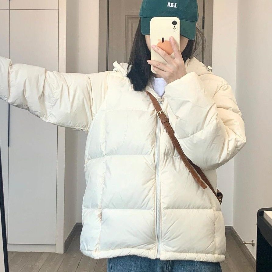 Doudoune courte blanche style hiver 2025 pour femme, à capuche, ample, chaude, pour couple, manteau épais_voghion.com