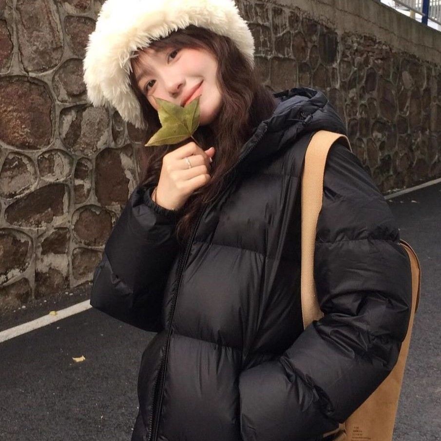 Doudoune courte blanche style hiver 2025 pour femme, à capuche, ample, chaude, pour couple, manteau épais_voghion.com