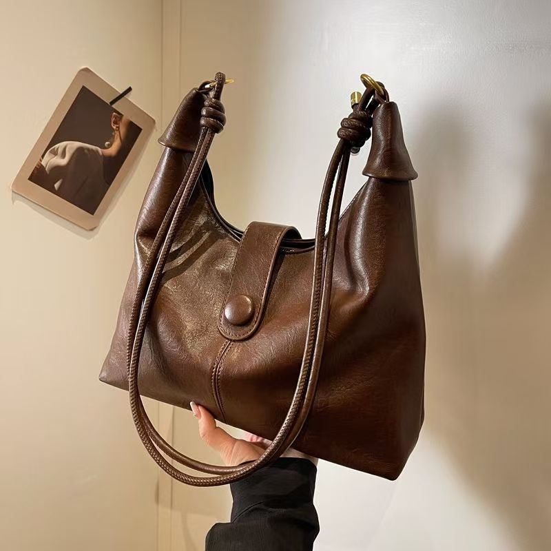 Große Tasche 2026 – Neu, lässig, schlicht, hochwertig, vielseitige Umhängetasche mit einem Schultergurt_voghion.com