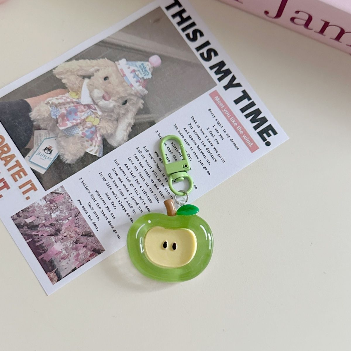 Cute Cartoon Keychain Pendant For Couples And Best Friends_voghion.com