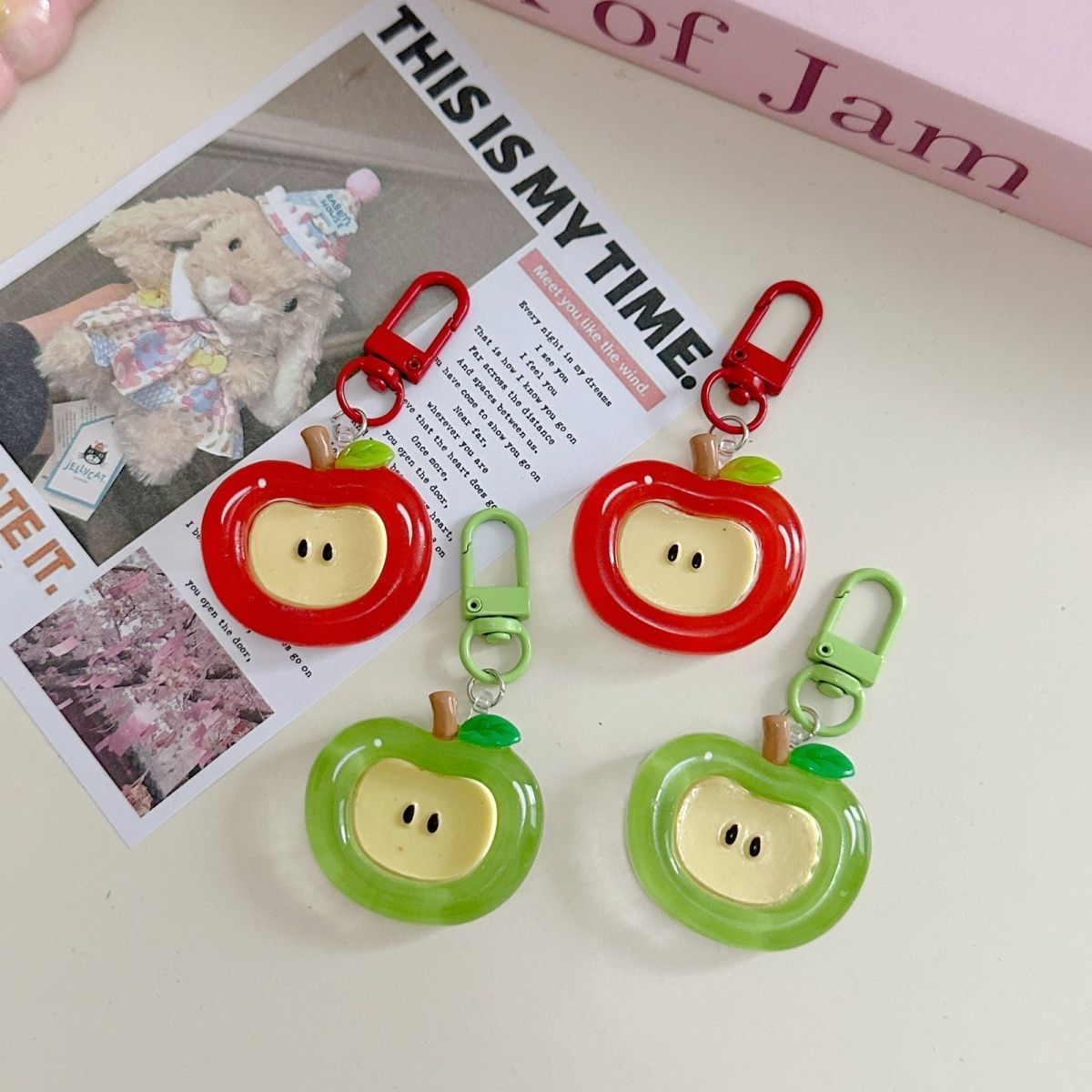 Cute Cartoon Keychain Pendant For Couples And Best Friends_voghion.com