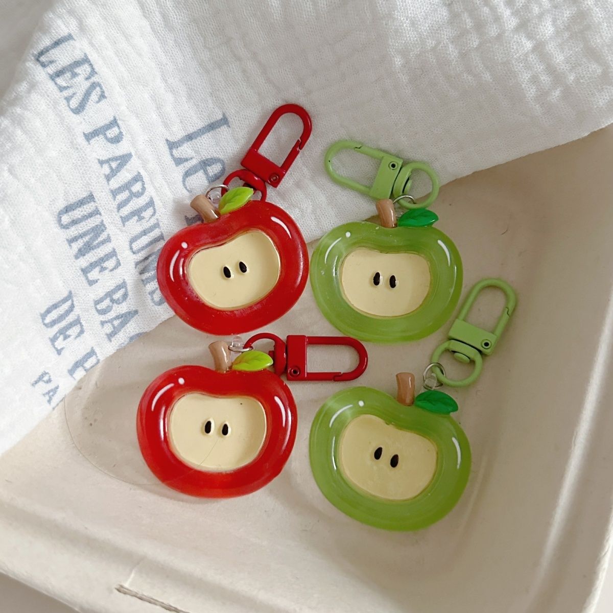 Cute Cartoon Keychain Pendant For Couples And Best Friends_voghion.com