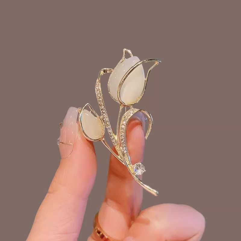 Broche tulipe de style français pour femme, épingle de costume de luxe haut de gamme, corsage exquis, accessoire pour manteau et pull_voghion.com