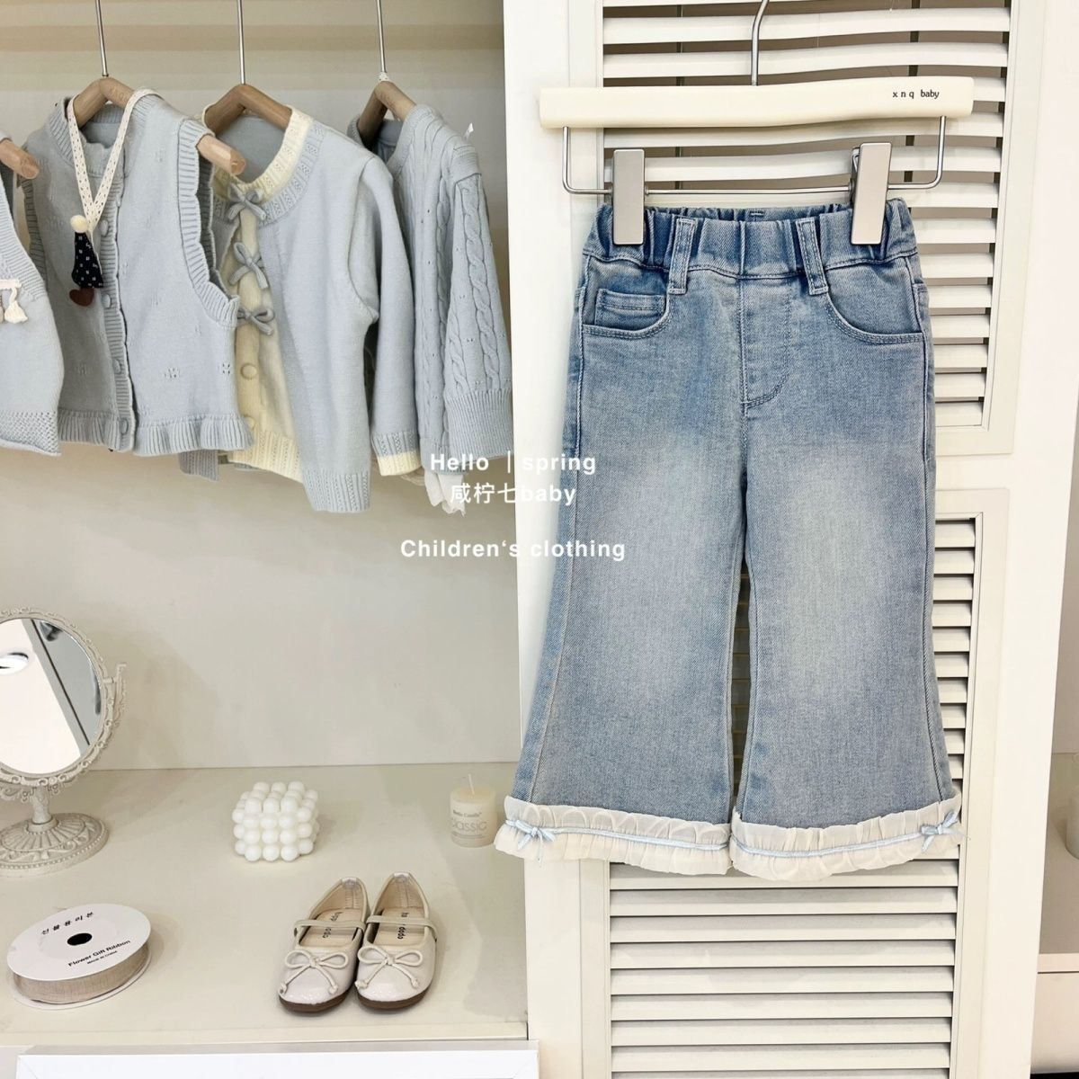 Set för babyflicka med blommig topp och långärmad tröja_voghion.com