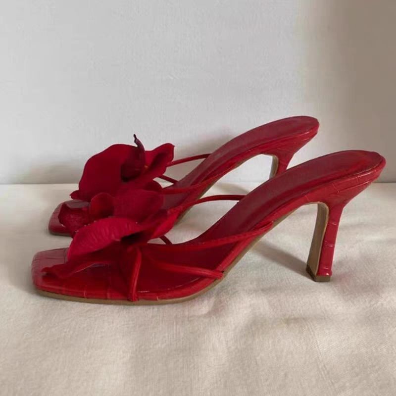 Scarpe da spiaggia da viaggio per celebrità su Internet 2025, pantofole estive da esterno da donna in stile tailandese, nuove e decorative, alla moda_voghion.com