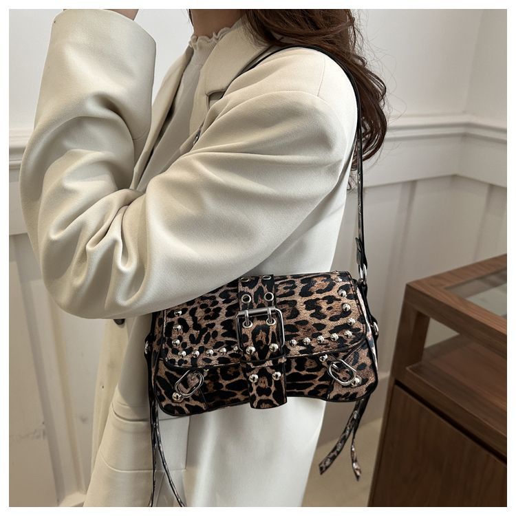 Borsa a spalla con borchie da donna, elegante borsa punk_voghion.com