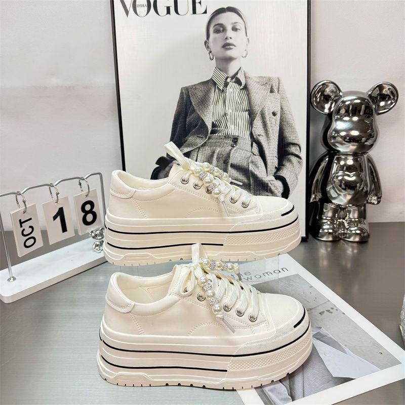 Spring European Style Women's New Pearl Lace-Up Casual Sneakers Fashionable Thick-Soled 6CM Height-Increasing White_vogvips.com