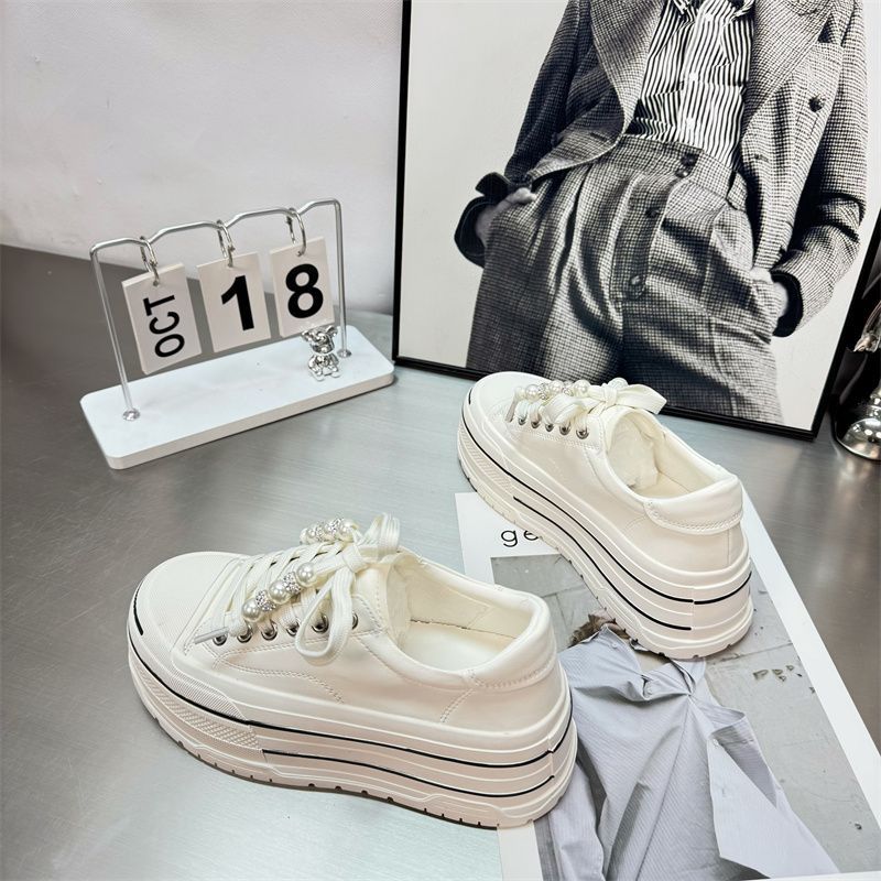 Spring European Style Women's New Pearl Lace-Up Casual Sneakers Fashionable Thick-Soled 6CM Height-Increasing White_vogvips.com