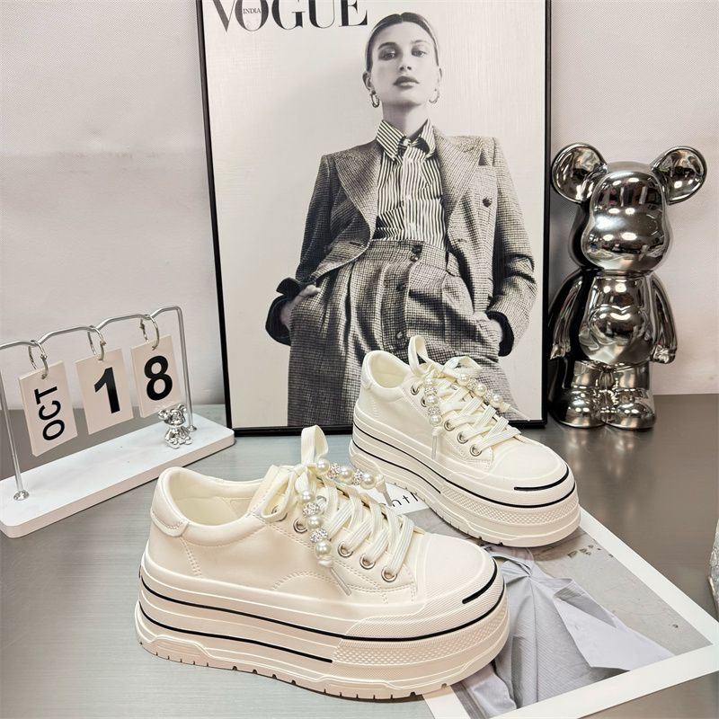 Spring European Style Women's New Pearl Lace-Up Casual Sneakers Fashionable Thick-Soled 6CM Height-Increasing White_vogvips.com
