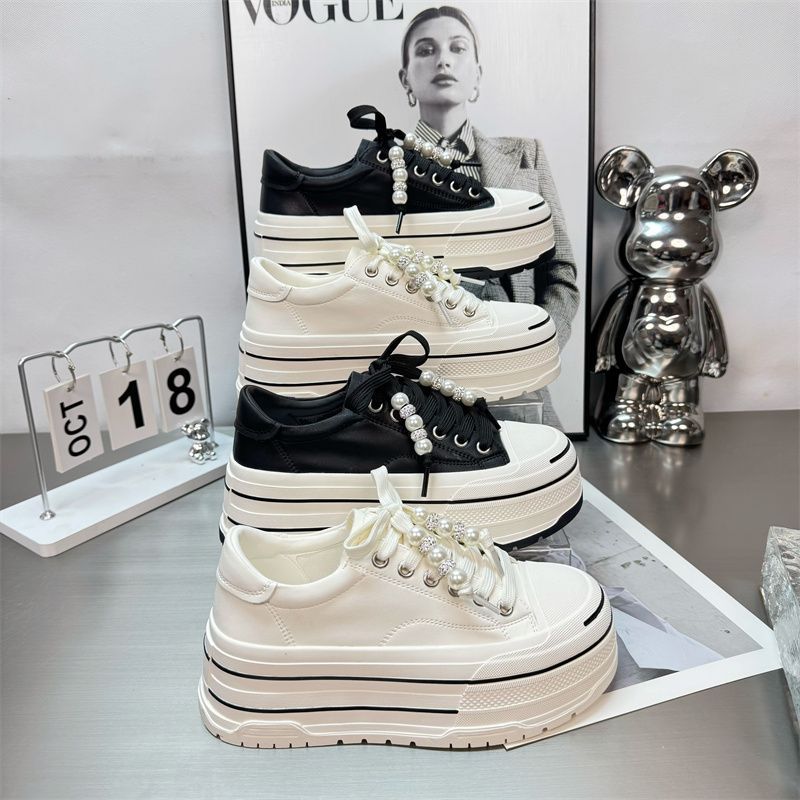 Spring European Style Women's New Pearl Lace-Up Casual Sneakers Fashionable Thick-Soled 6CM Height-Increasing White_vogvips.com