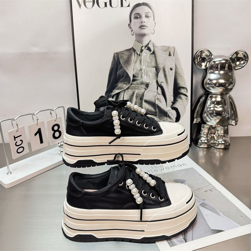 Spring European Style Women's New Pearl Lace-Up Casual Sneakers Fashionable Thick-Soled 6CM Height-Increasing White_vogvips.com