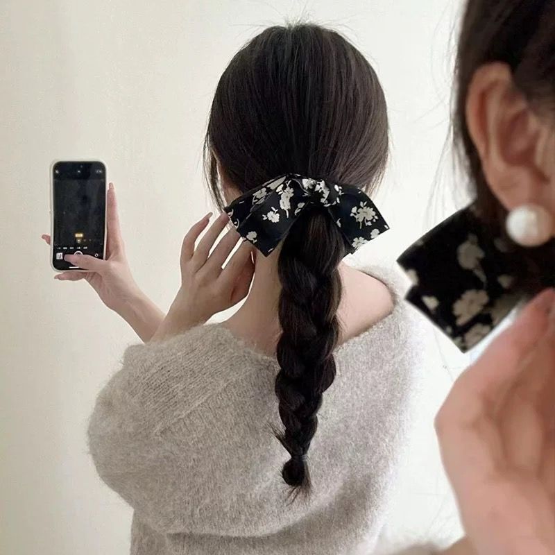 Fermaglio capelli stile francese con fiocco floreale_voghion.com