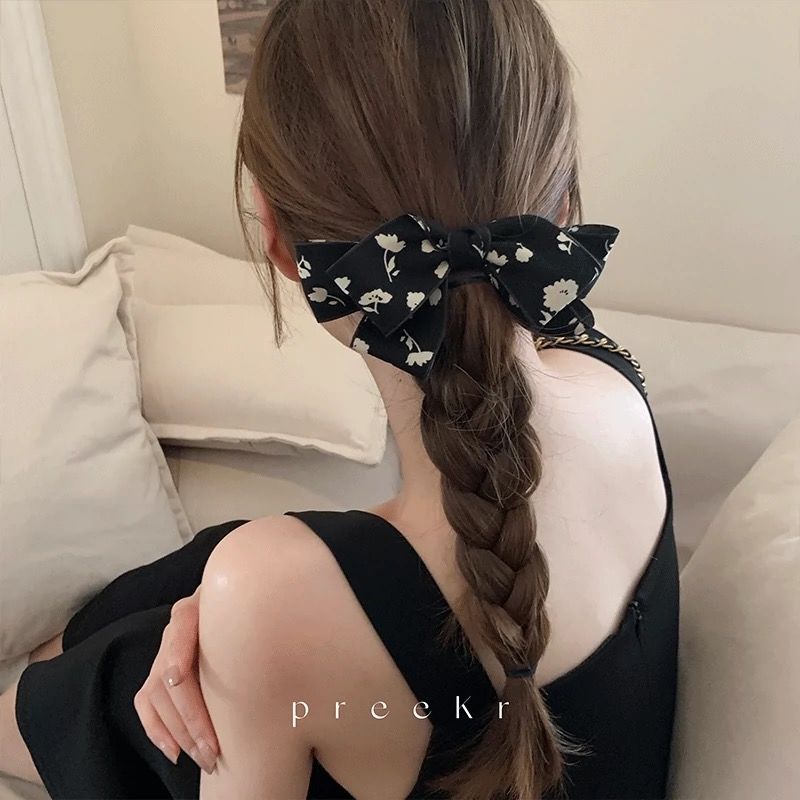 Fermaglio capelli stile francese con fiocco floreale_voghion.com