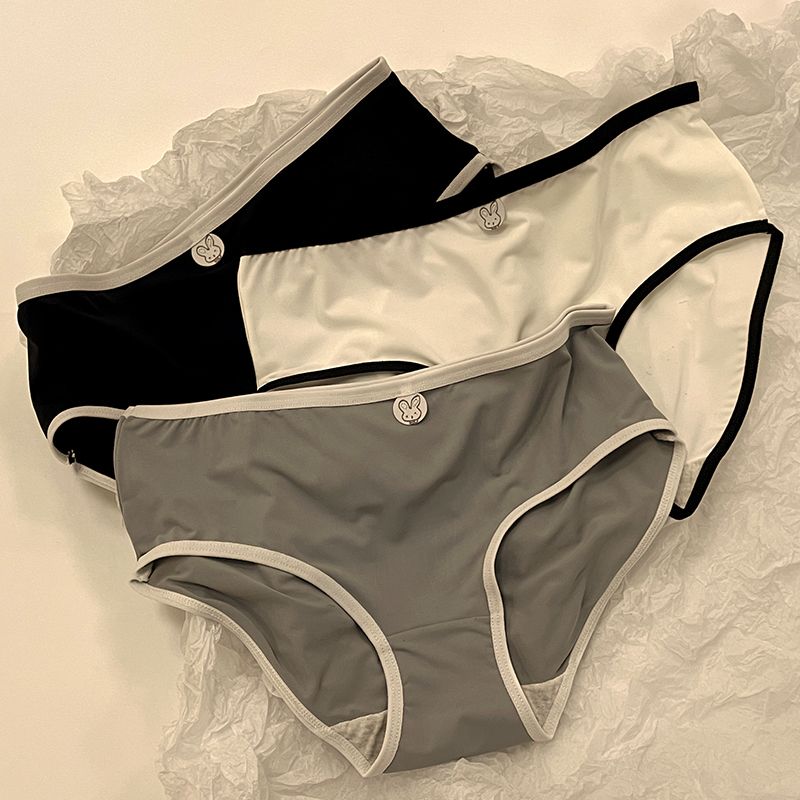 内裤女冰丝中腰抗菌无痕高中学生少女抑菌全棉档透气运动平角裤头