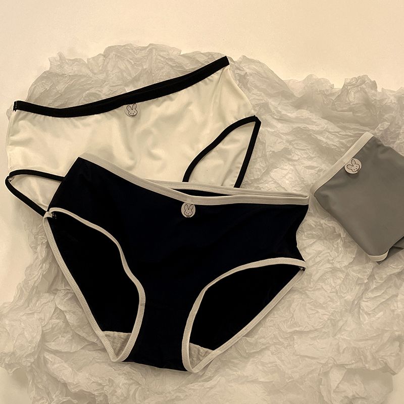 内裤女冰丝中腰抗菌无痕高中学生少女抑菌全棉档透气运动平角裤头